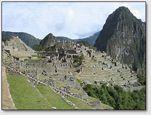 ��������� �������� ������� ����-����� (Machu Picchu), 2400 � ��� ������� ����.