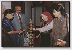 Открытие "Центра искусств народов и племен Гималаев" 9-ого июля 1997 года в помещении института "Урусвати"